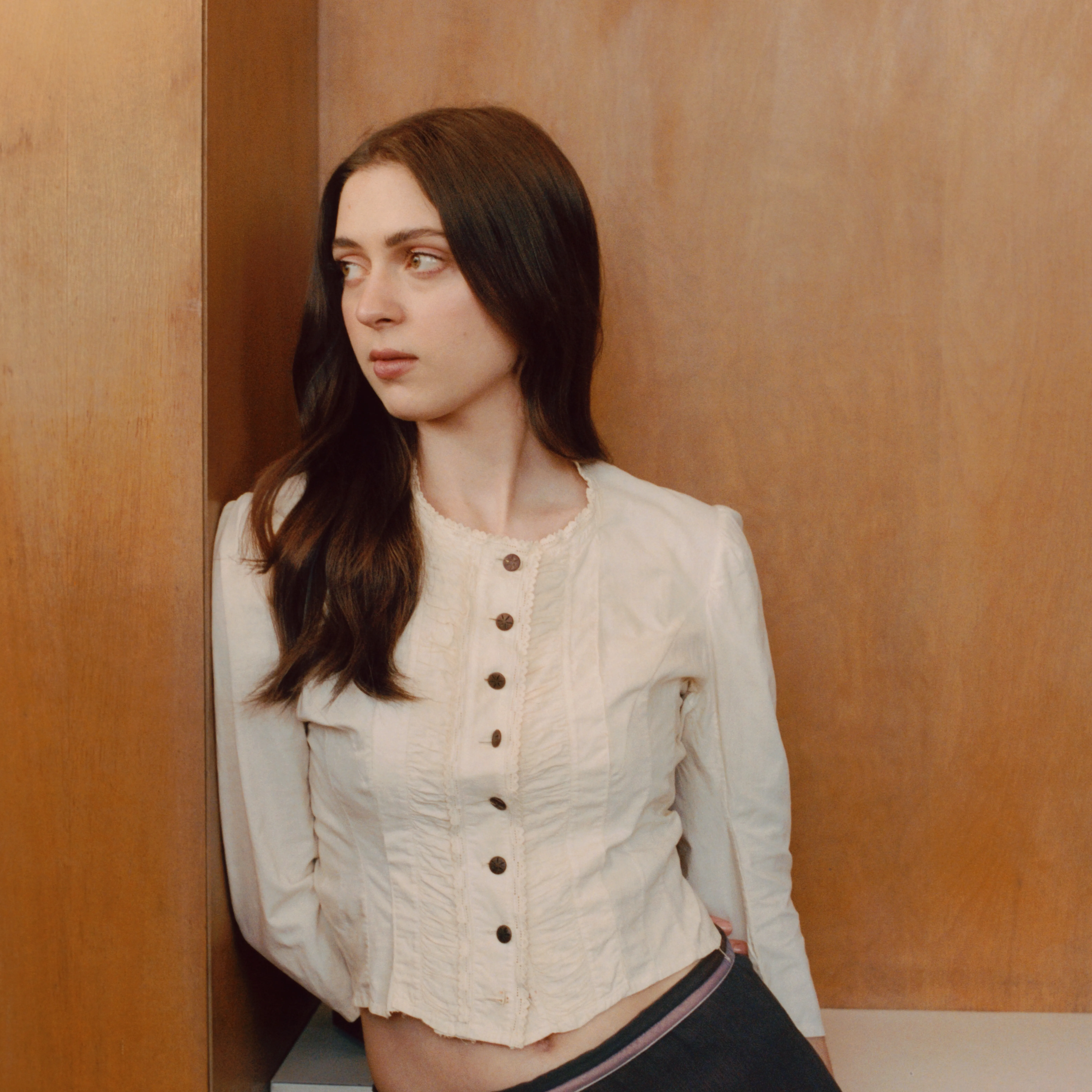 “Somebody loves me, over country” just like I love Lizzy McAlpine’s new album